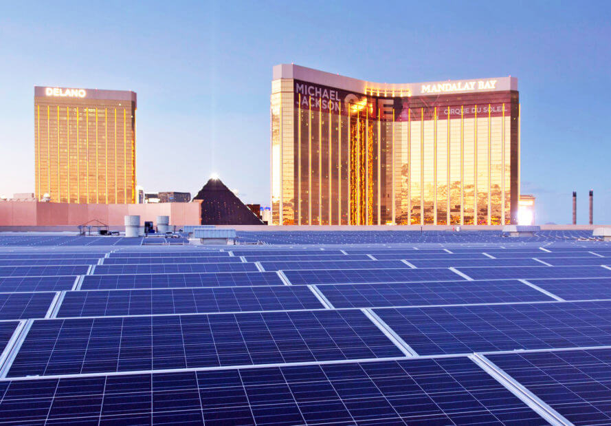 Điện mặt trời khách sạn MGM Grand Las Vegas